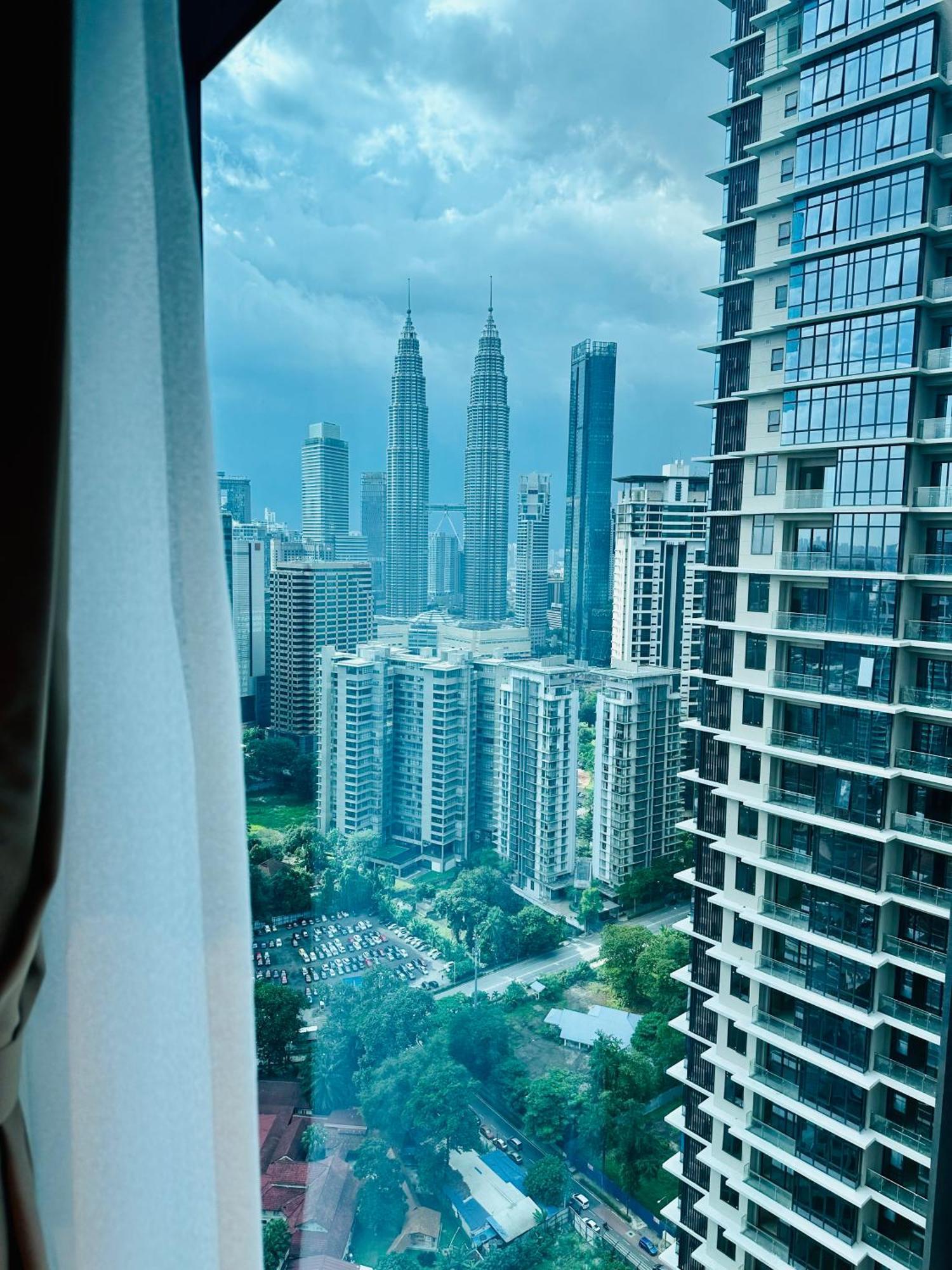 Eaton Residence Klcc Kuala Lumpur Exterior photo