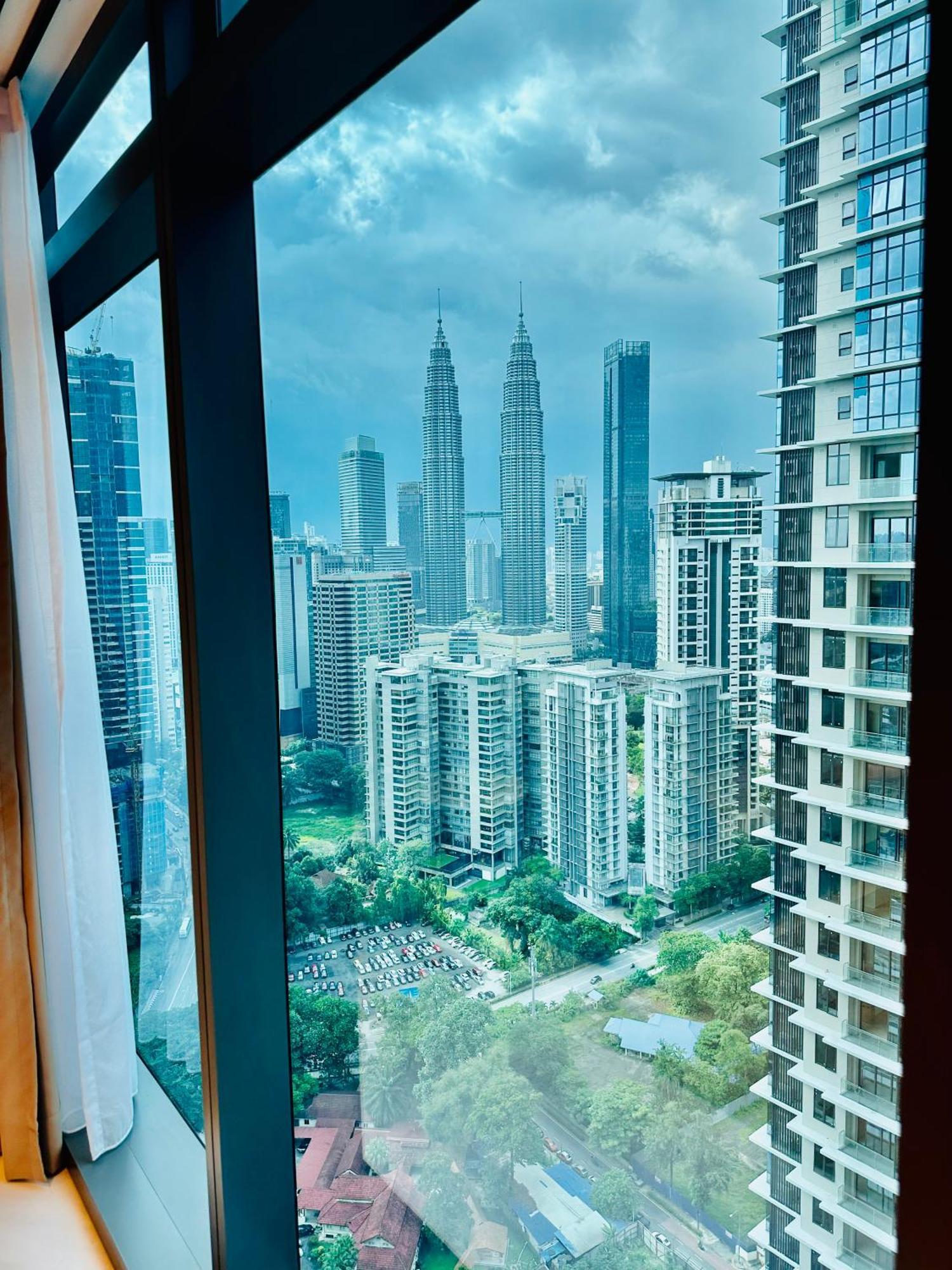 Eaton Residence Klcc Kuala Lumpur Exterior photo